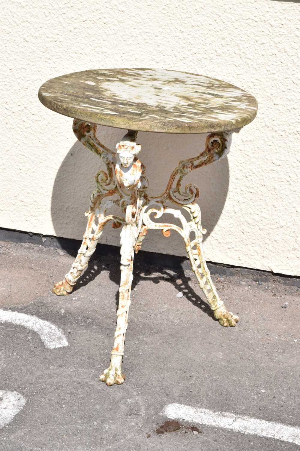 Victorian white painted cast iron pub table - Image 3 of 6