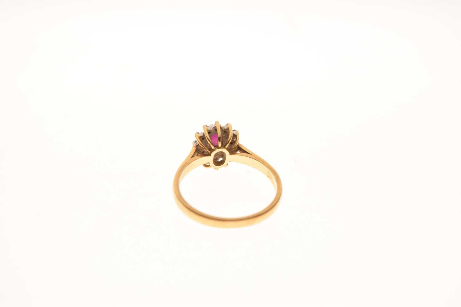 18ct gold, ruby and diamond cluster ring - Image 3 of 7