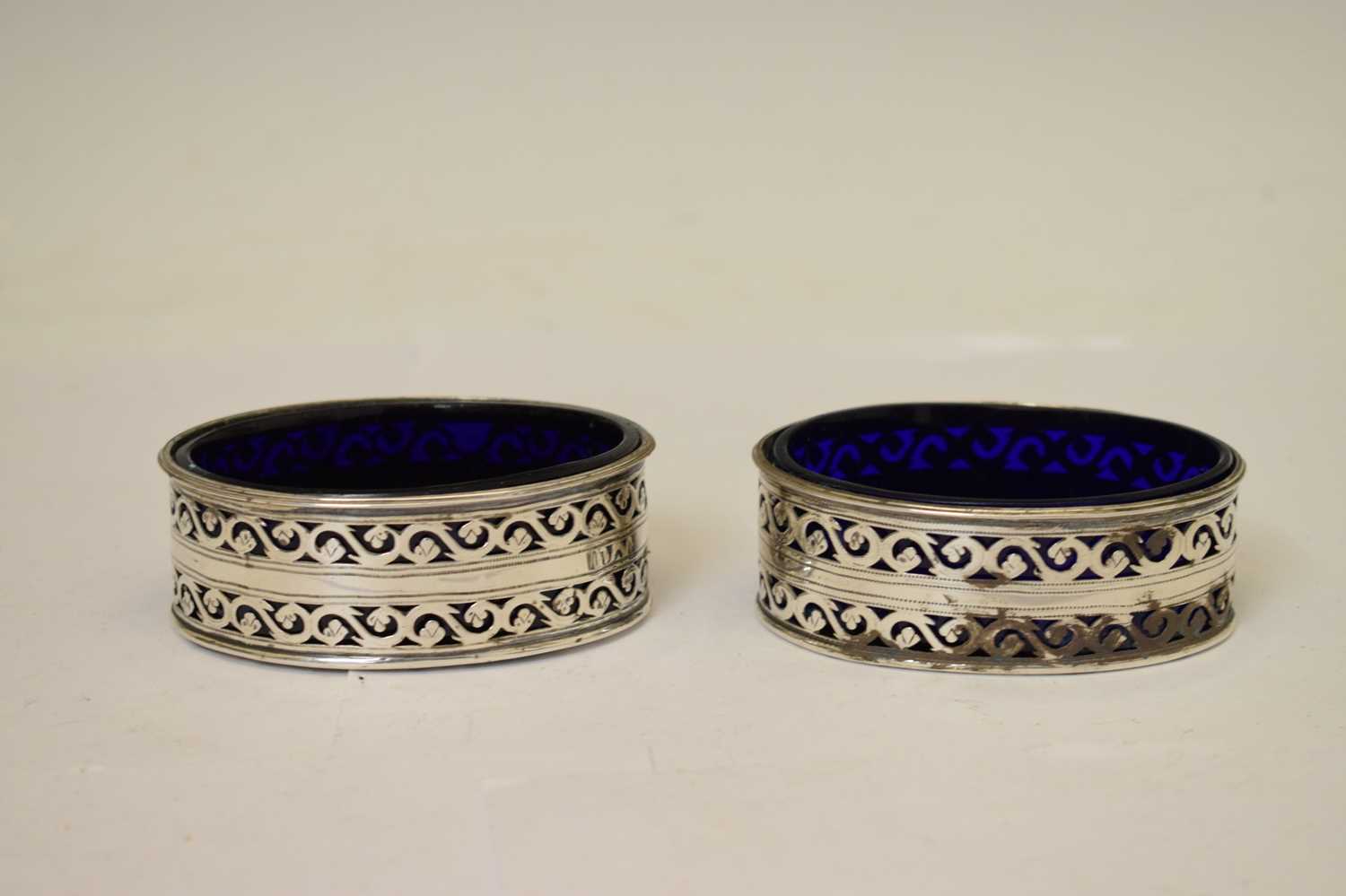 Collection of silver items to include silver napkin rings, pair of silver of pedestal mustard pots - Image 12 of 13