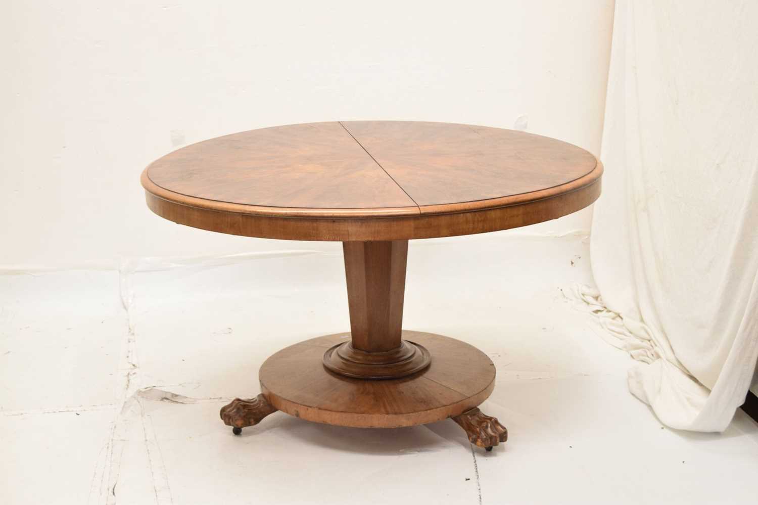 Early Victorian mahogany tilt-top breakfast or centre table - Image 2 of 9
