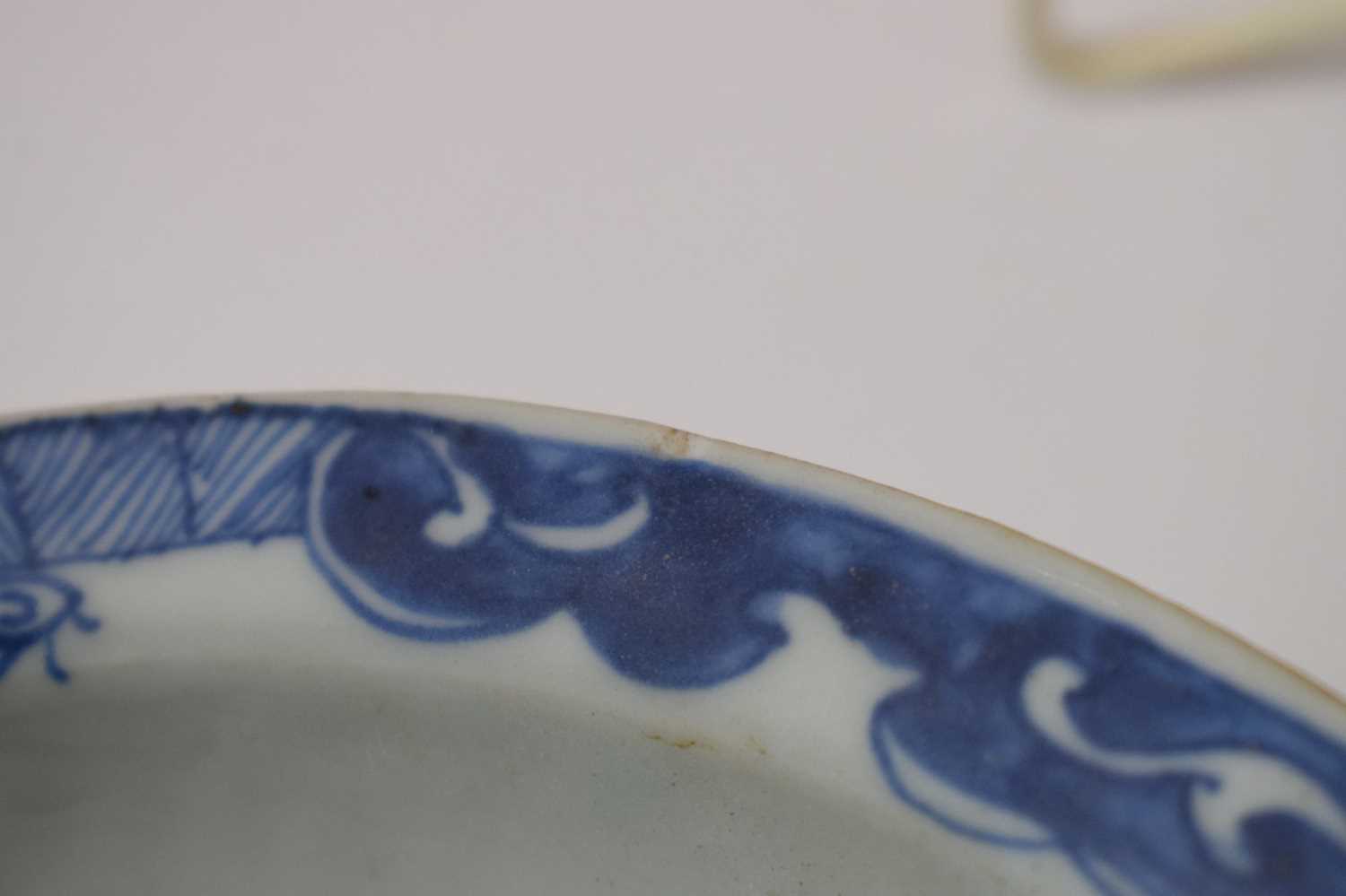 Chinese export porcelain blue and white oval dish - Image 14 of 16