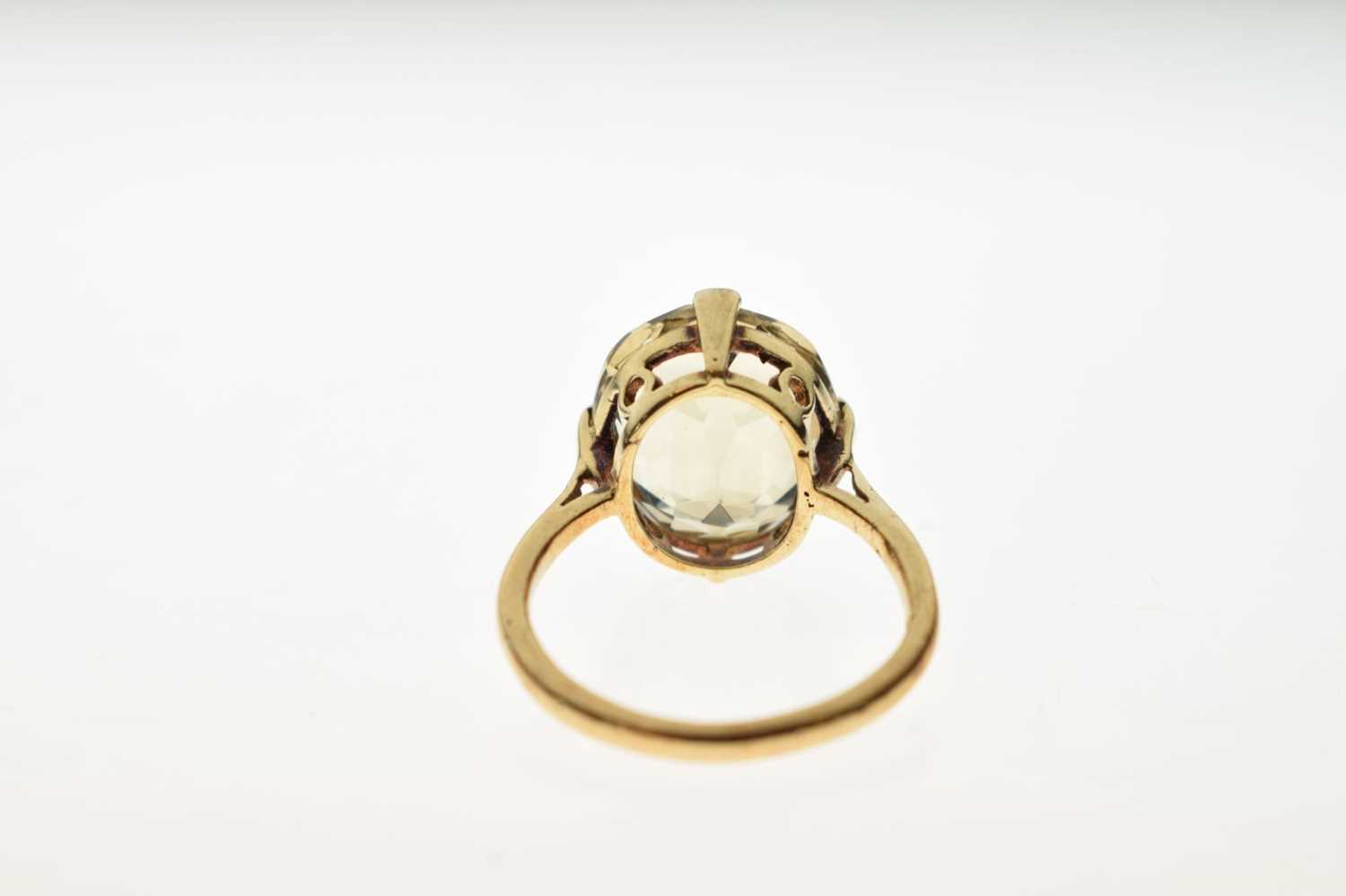 9ct gold smoky quartz dress ring - Image 3 of 6