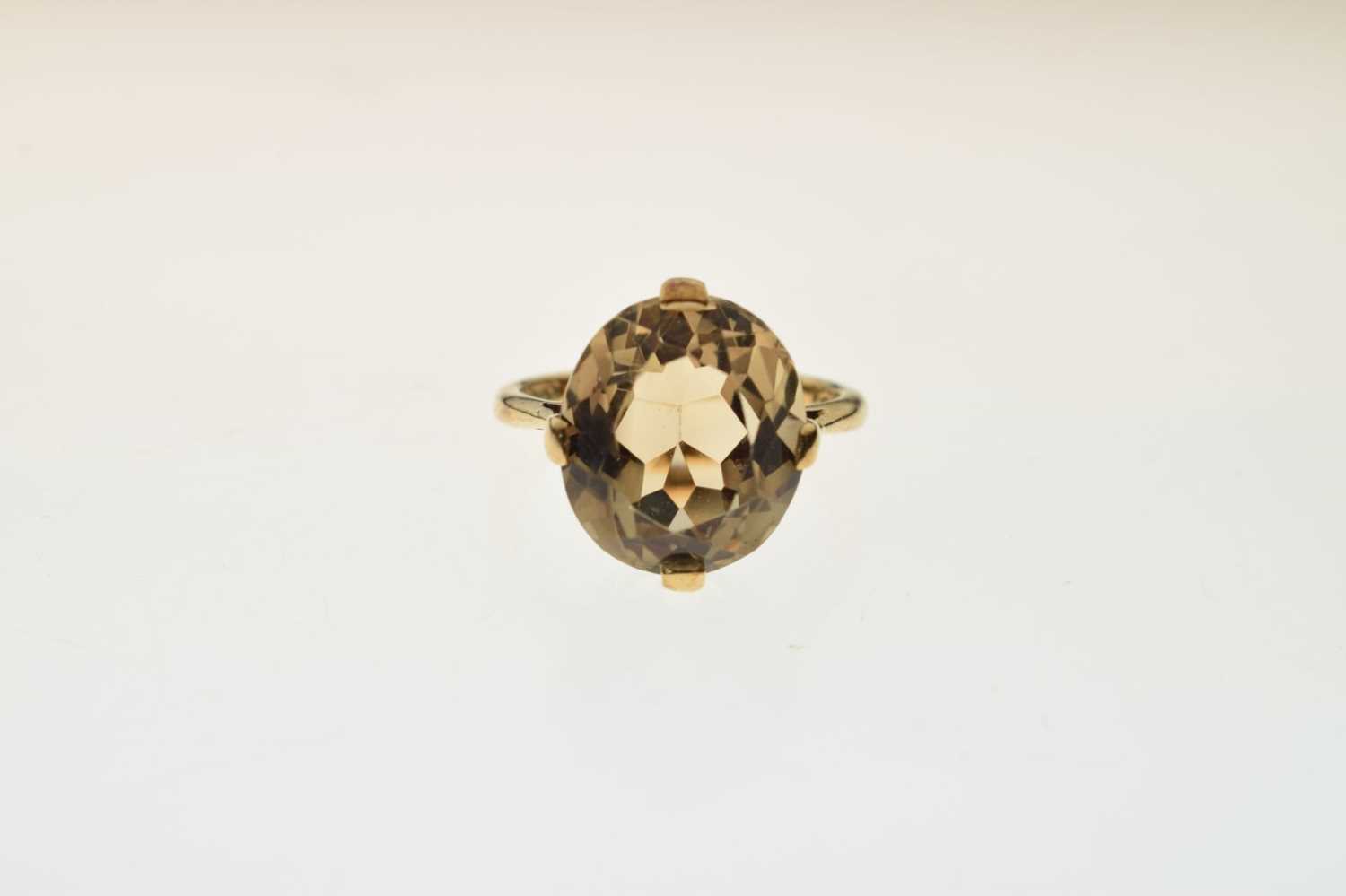 9ct gold smoky quartz dress ring - Image 6 of 6