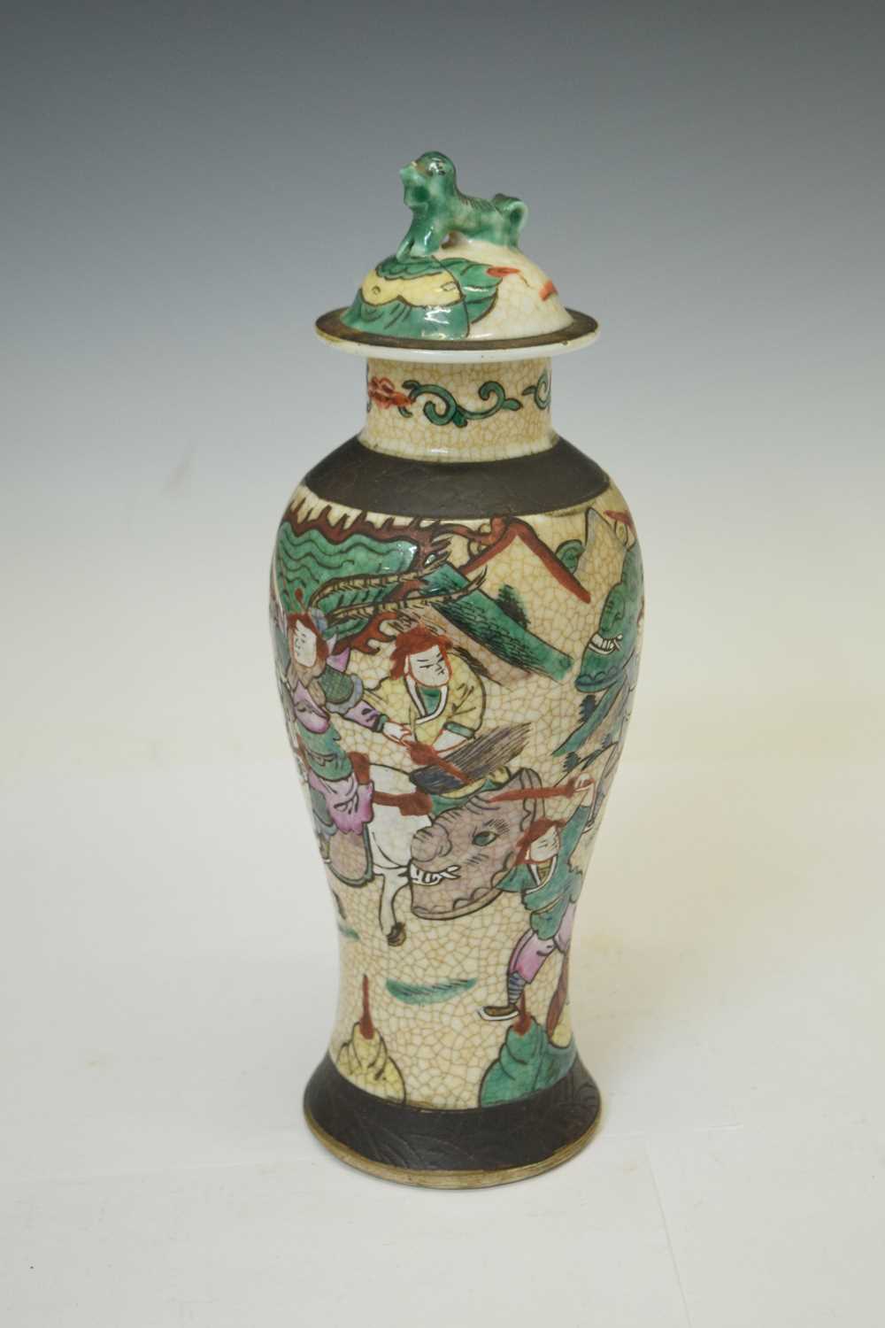 Quantity of Chinese and Japanese ceramics - Image 3 of 17