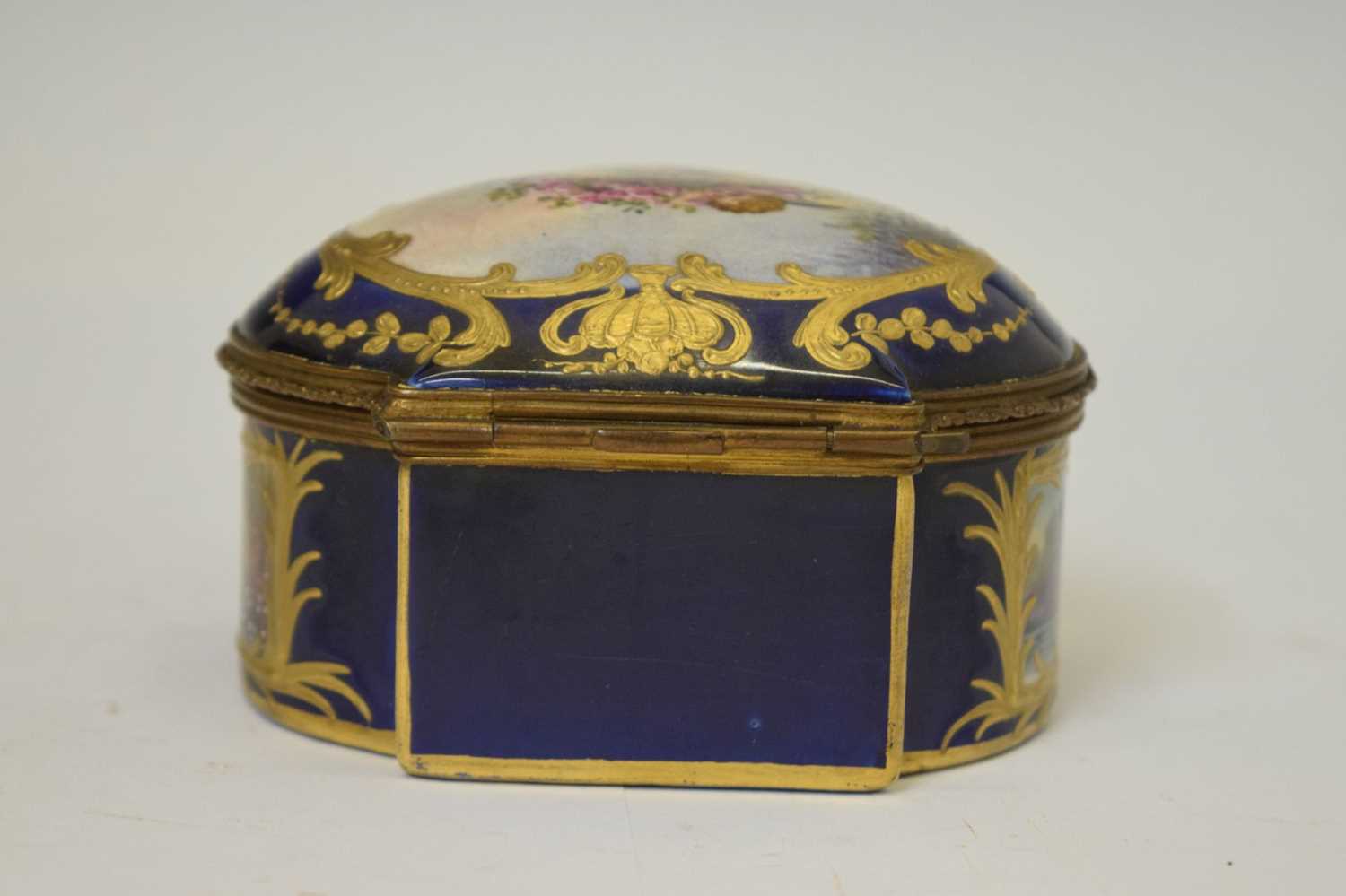 18th century-style porcelain and gilt metal box - Image 4 of 8