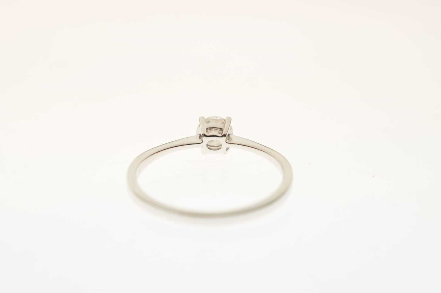 Platinum solitaire diamond ring - Image 3 of 6