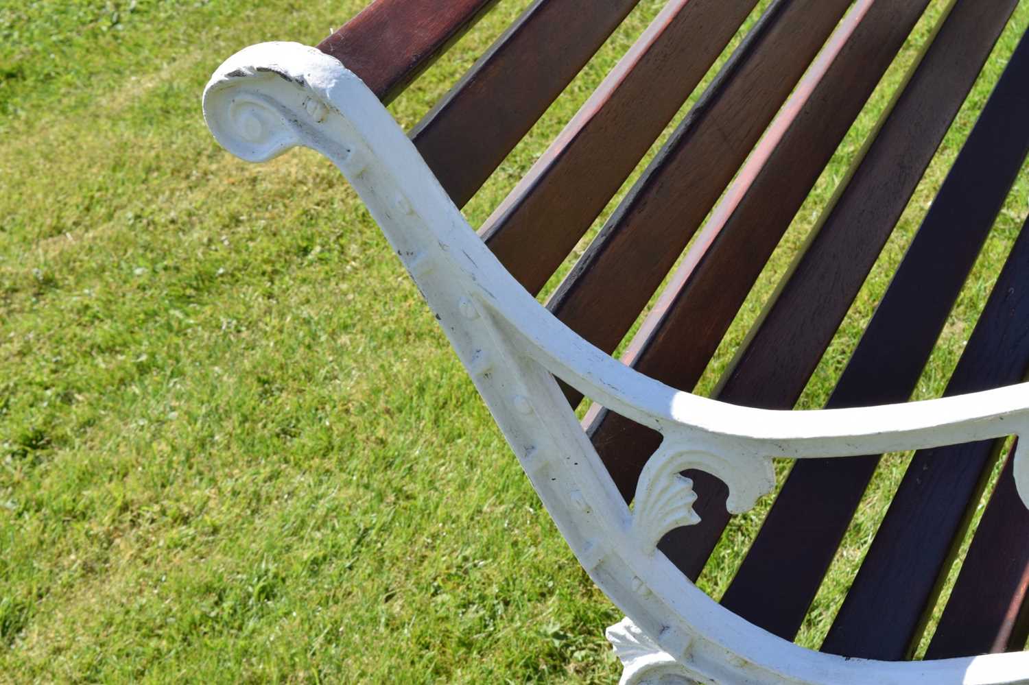 Two seater slatted wooden bench - Image 4 of 7