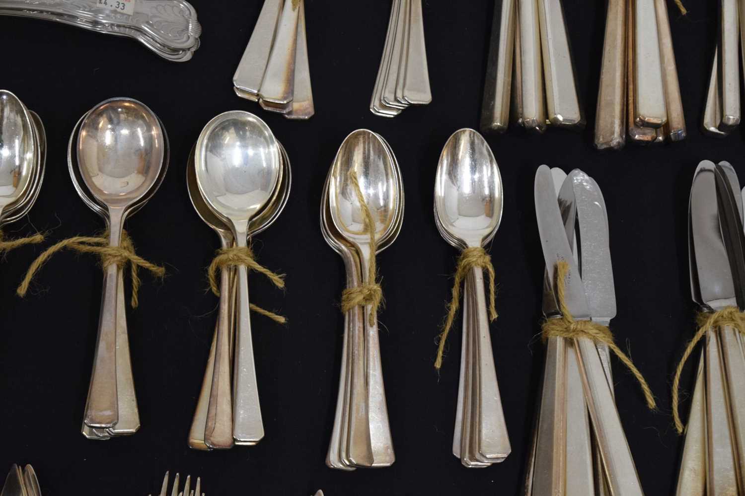 Collection of mainly Elkington & Co. silver plated cutlery - Image 8 of 13