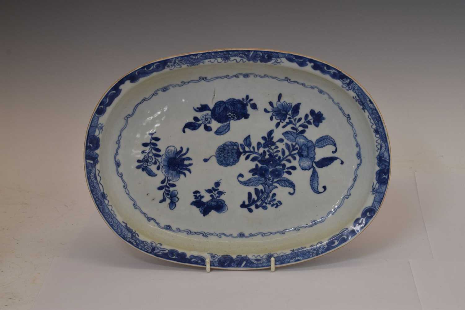 Chinese export porcelain blue and white oval dish - Image 16 of 16