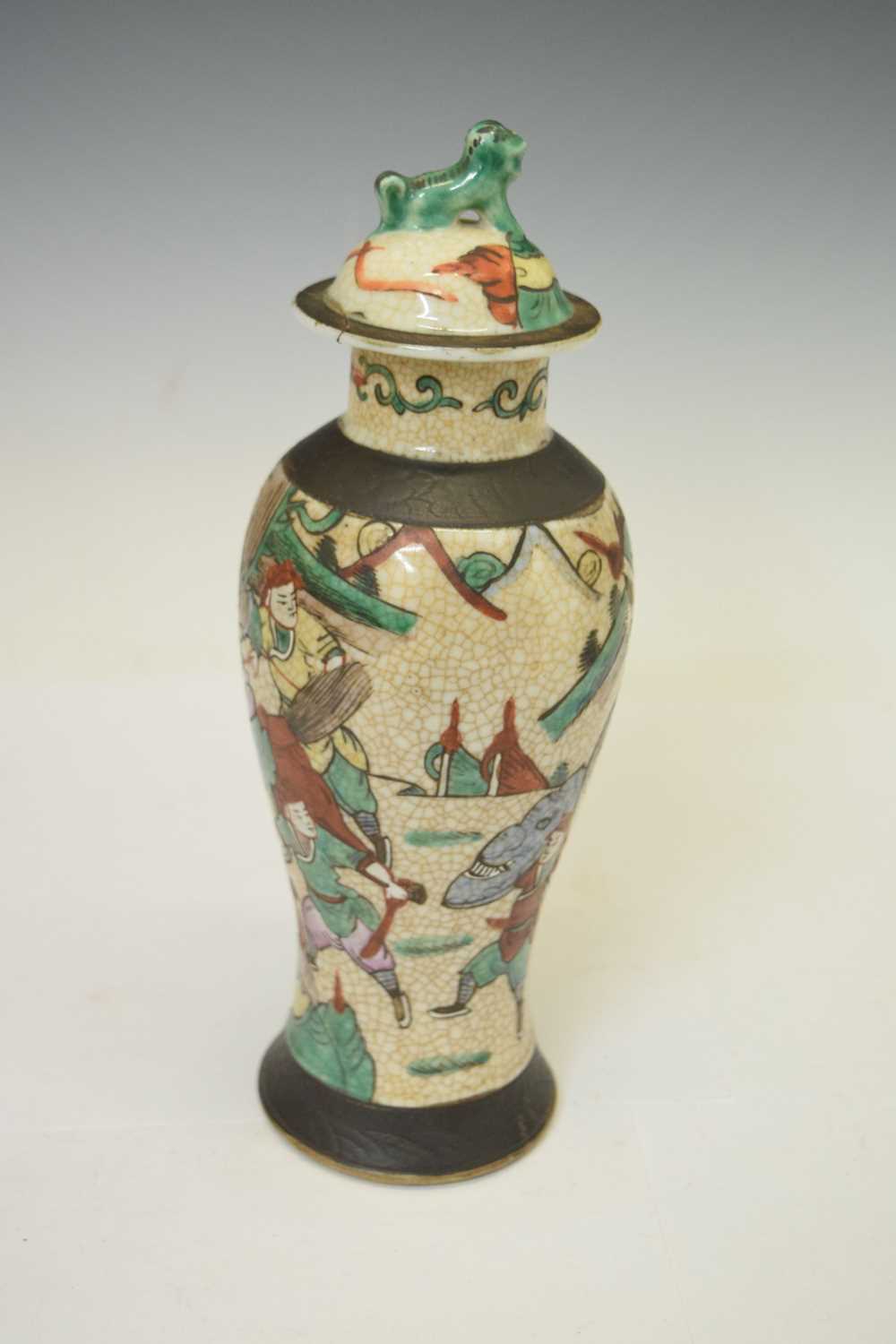 Quantity of Chinese and Japanese ceramics - Image 5 of 17