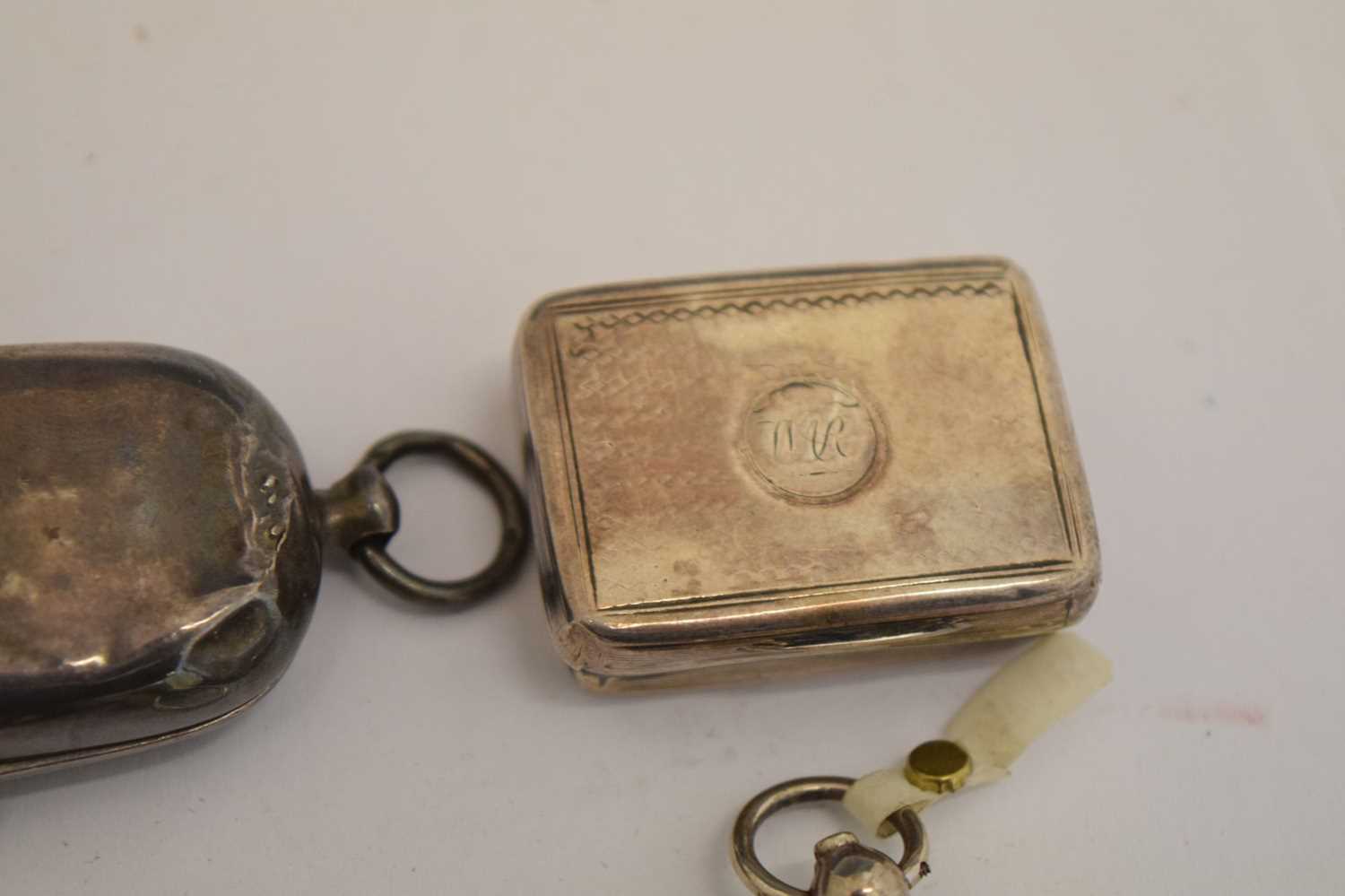 Four silver sovereign and coin cases and a George III silver vinaigrette - Image 5 of 12