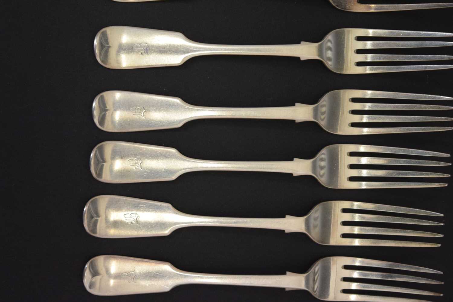 Set of ten Victorian Fiddle pattern silver table forks - Image 4 of 10