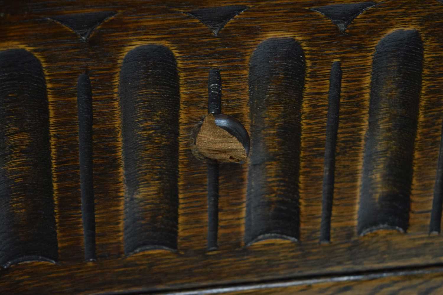 Old reproduction oak dresser - Image 11 of 17