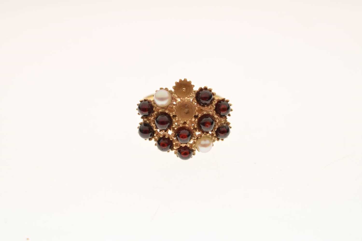 Garnet and pearl dress ring - Image 6 of 6