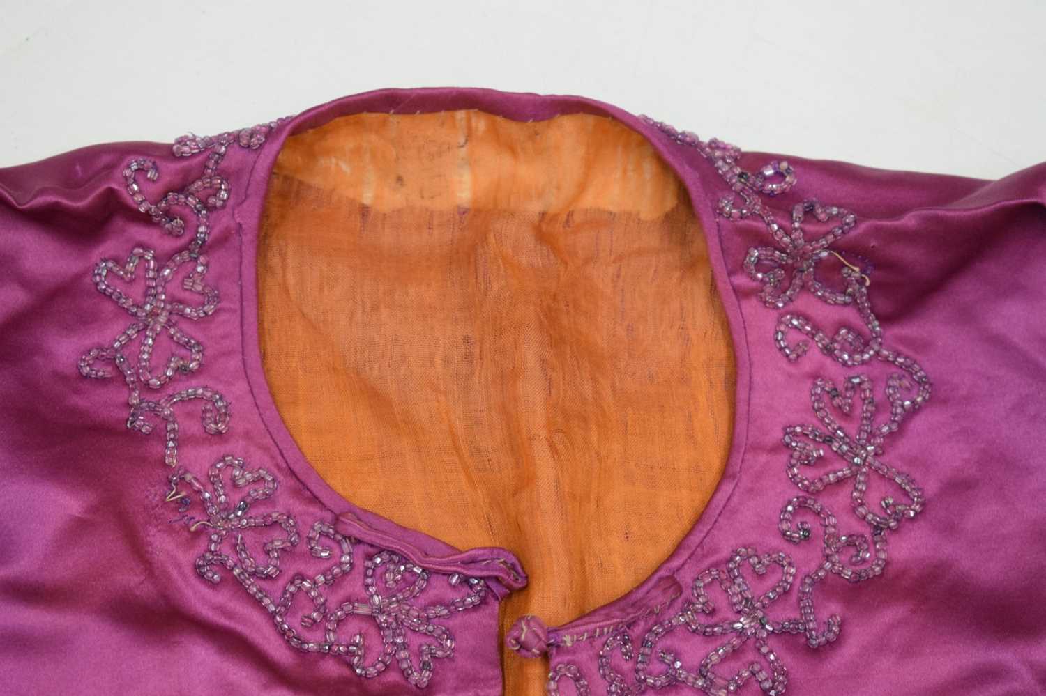 Lady's Chinese embroidered purple silk jacket and trousers, circa 1900 - Image 3 of 18