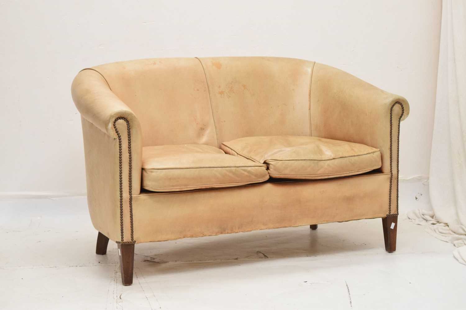 Studded pale tan leatherette tub-back two-seater office/reception settee - Image 2 of 8