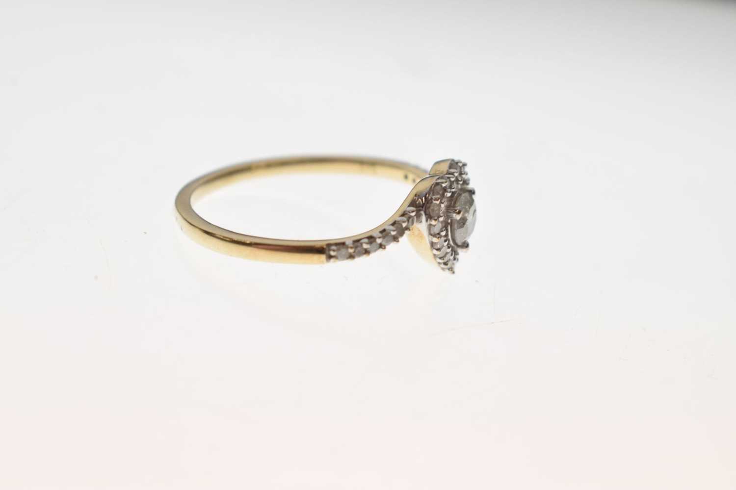 9ct gold diamond set heart-shaped ring - Bild 5 aus 6