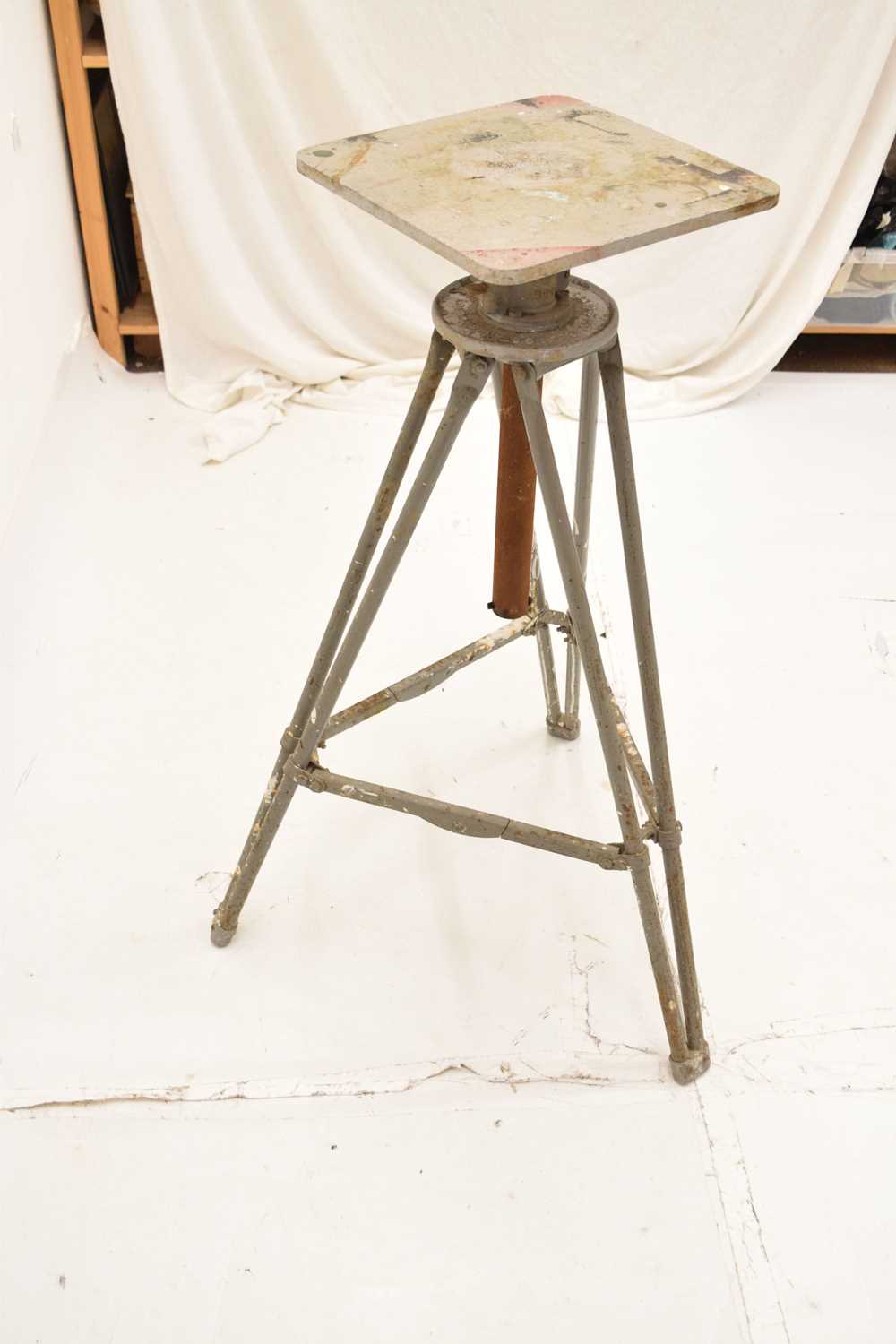 Alec Tiranti Ltd. metal 'Scopus' adjustable modelling stand - Image 7 of 8
