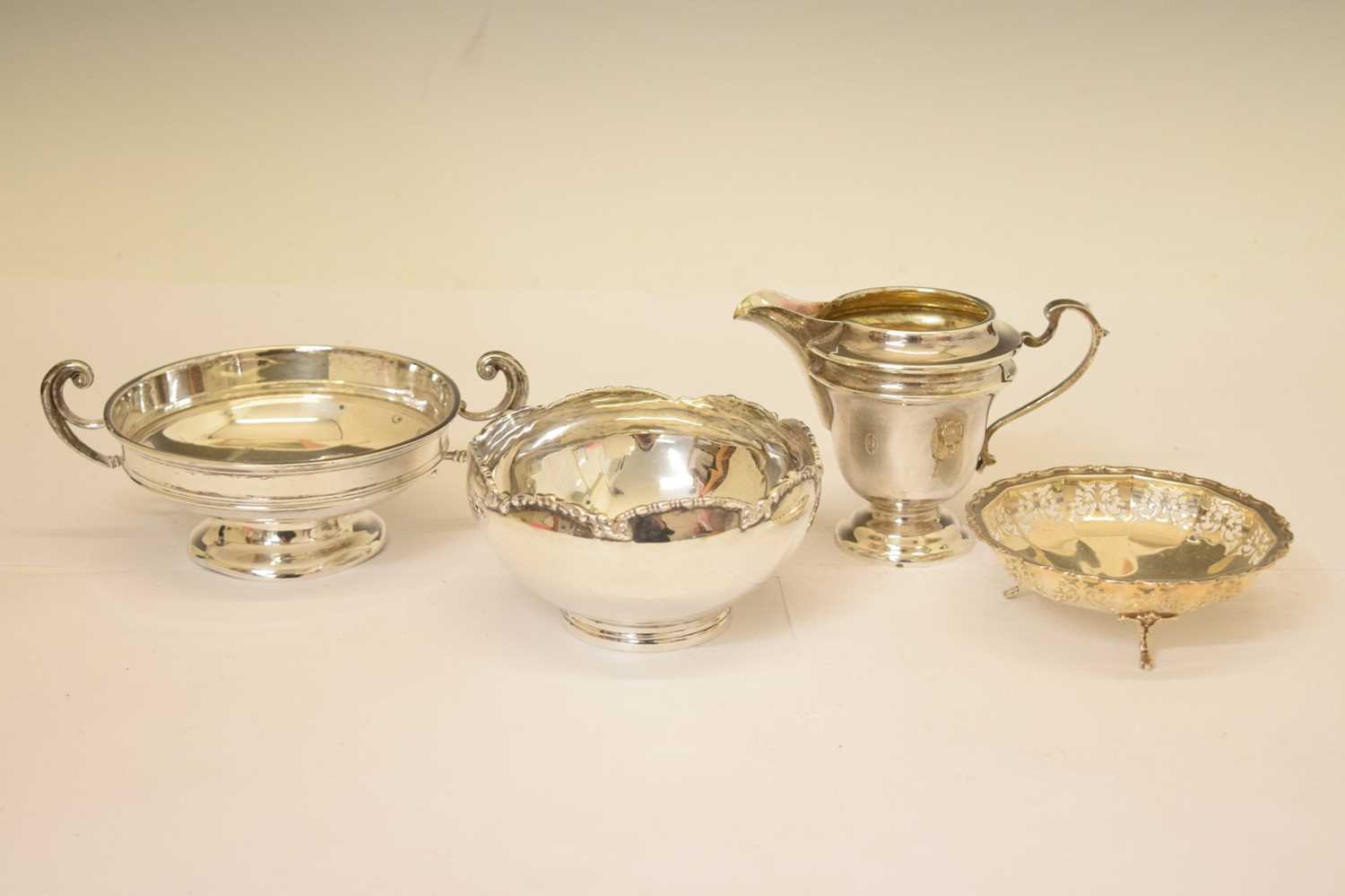 George V silver twin-handled pedestal bowl, George V cream jug, etc - Image 2 of 10