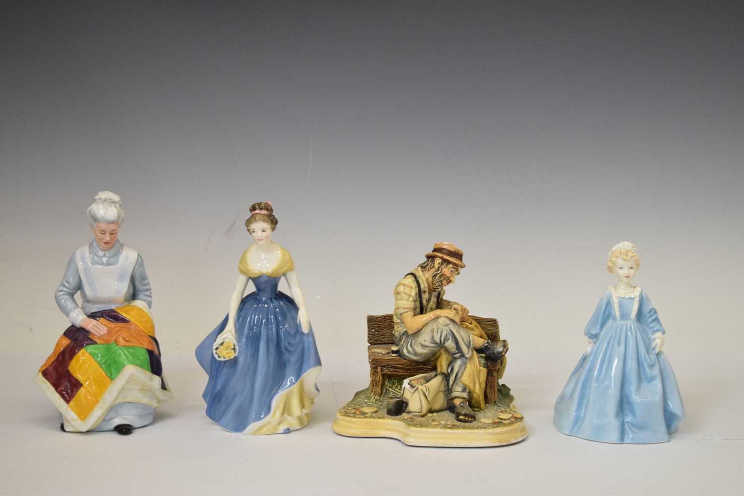 Collection of porcelain figures - Image 6 of 17