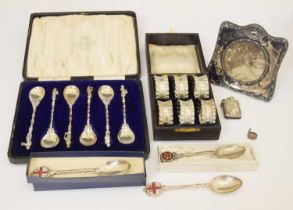 Quantity of silver, to include a set of six Swedish silver Apostle spoons, napkin rings, etc