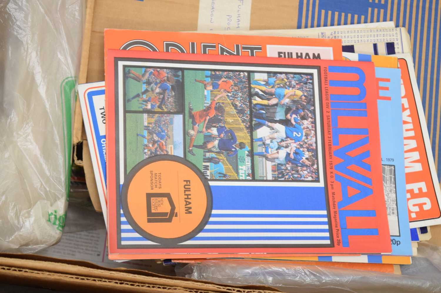 Large collection of Fulham football programmes, 1950s - 1980s - Image 6 of 9