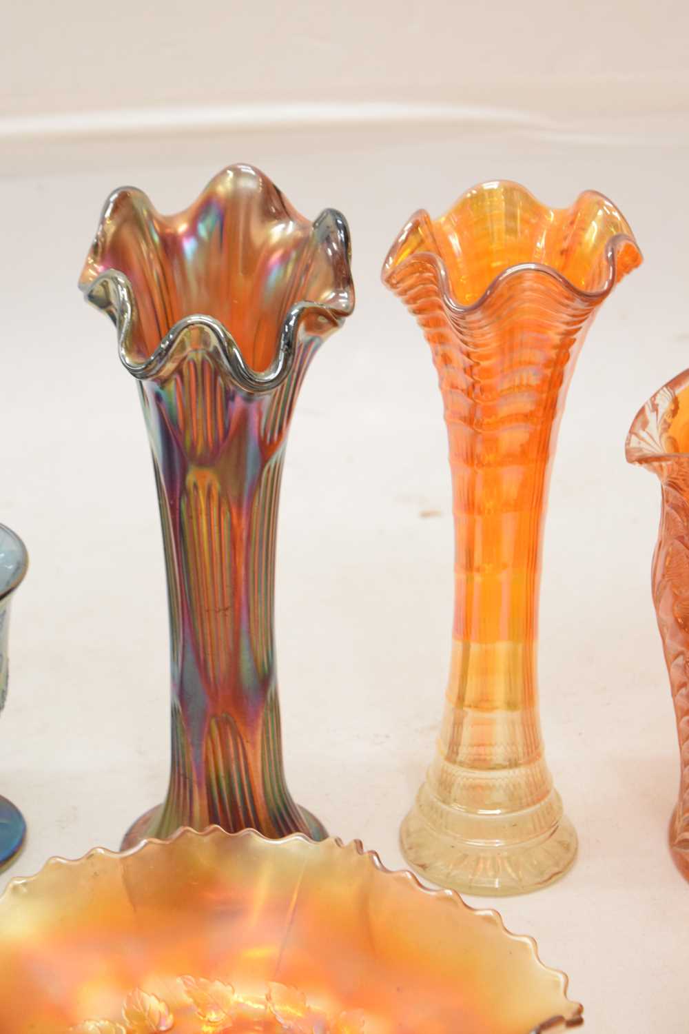 Group of carnival glass - Image 2 of 11