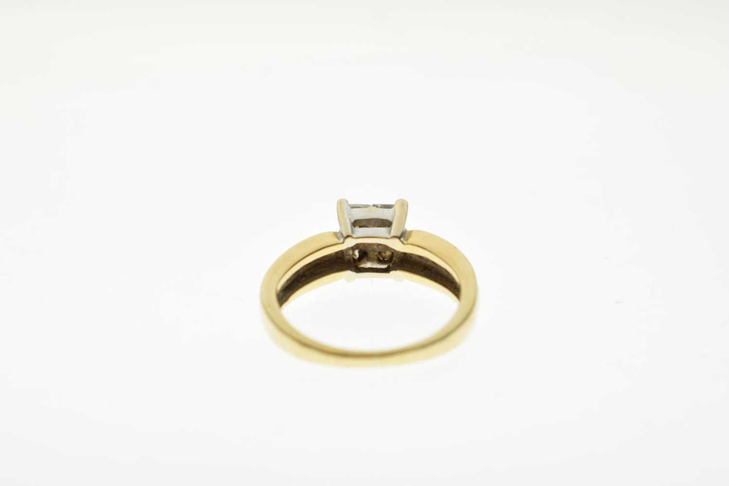 18ct gold invisible set princess cut diamond ring - Bild 3 aus 6