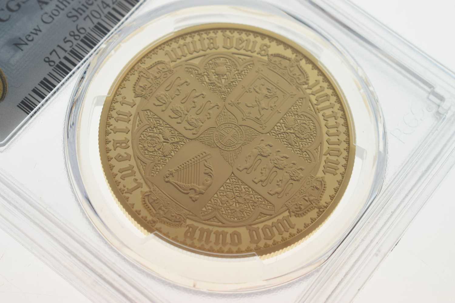 Alderney Elizabeth II New Gothic crown gold coin, 2021 - Image 4 of 10