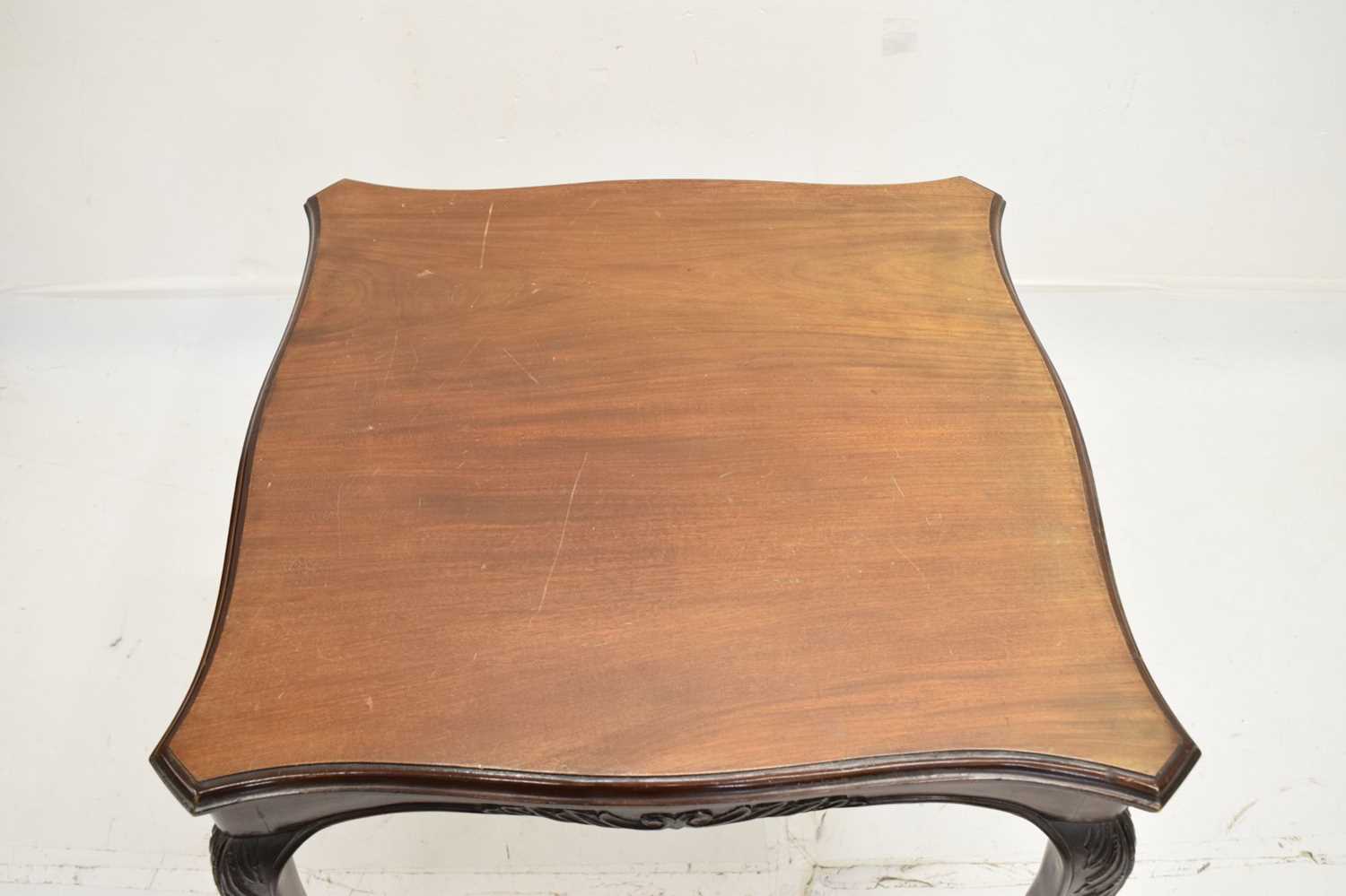 Edwardian carved walnut serpentine centre table - Image 6 of 6