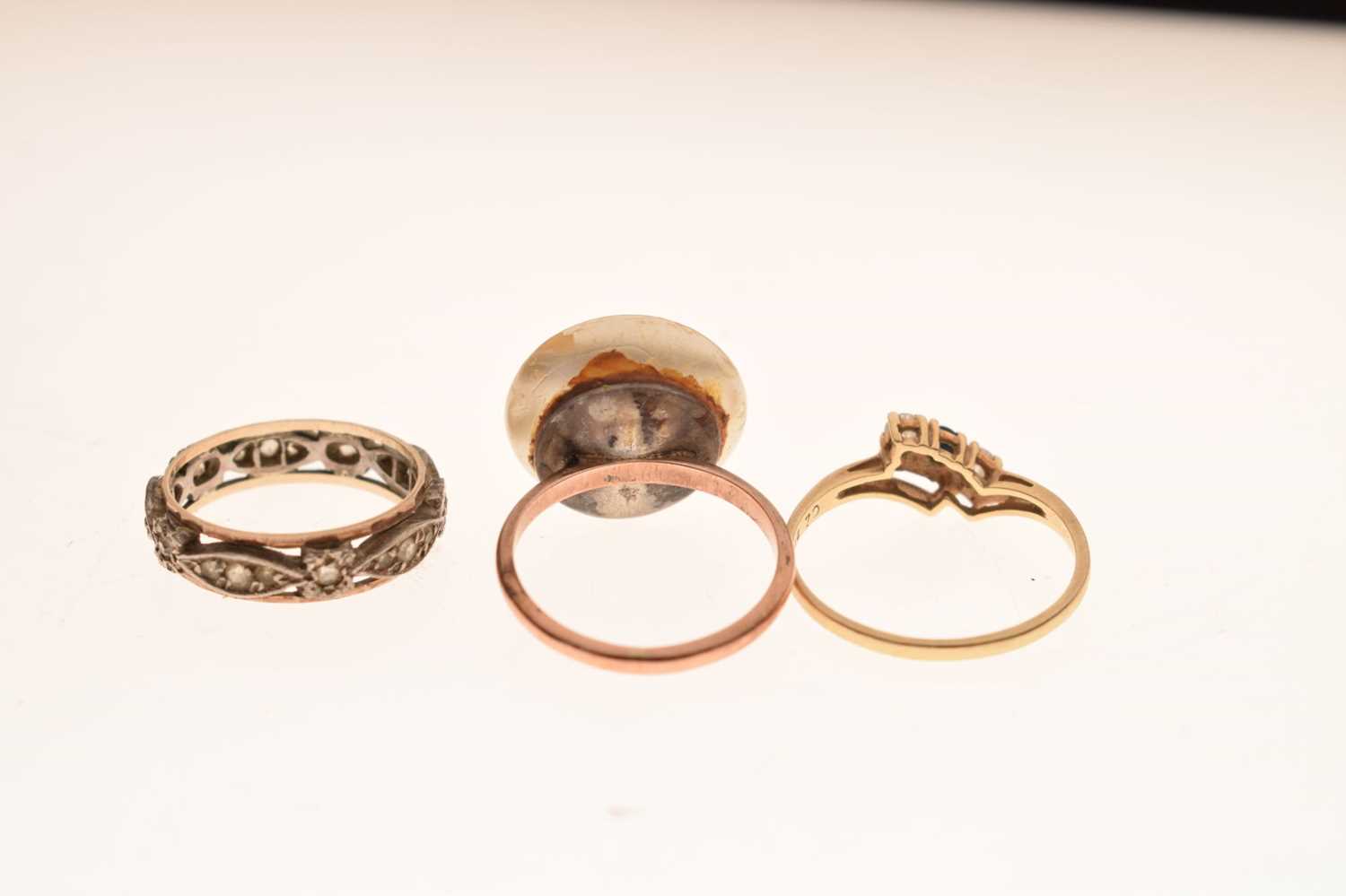 Three 9ct dress rings - Image 3 of 5