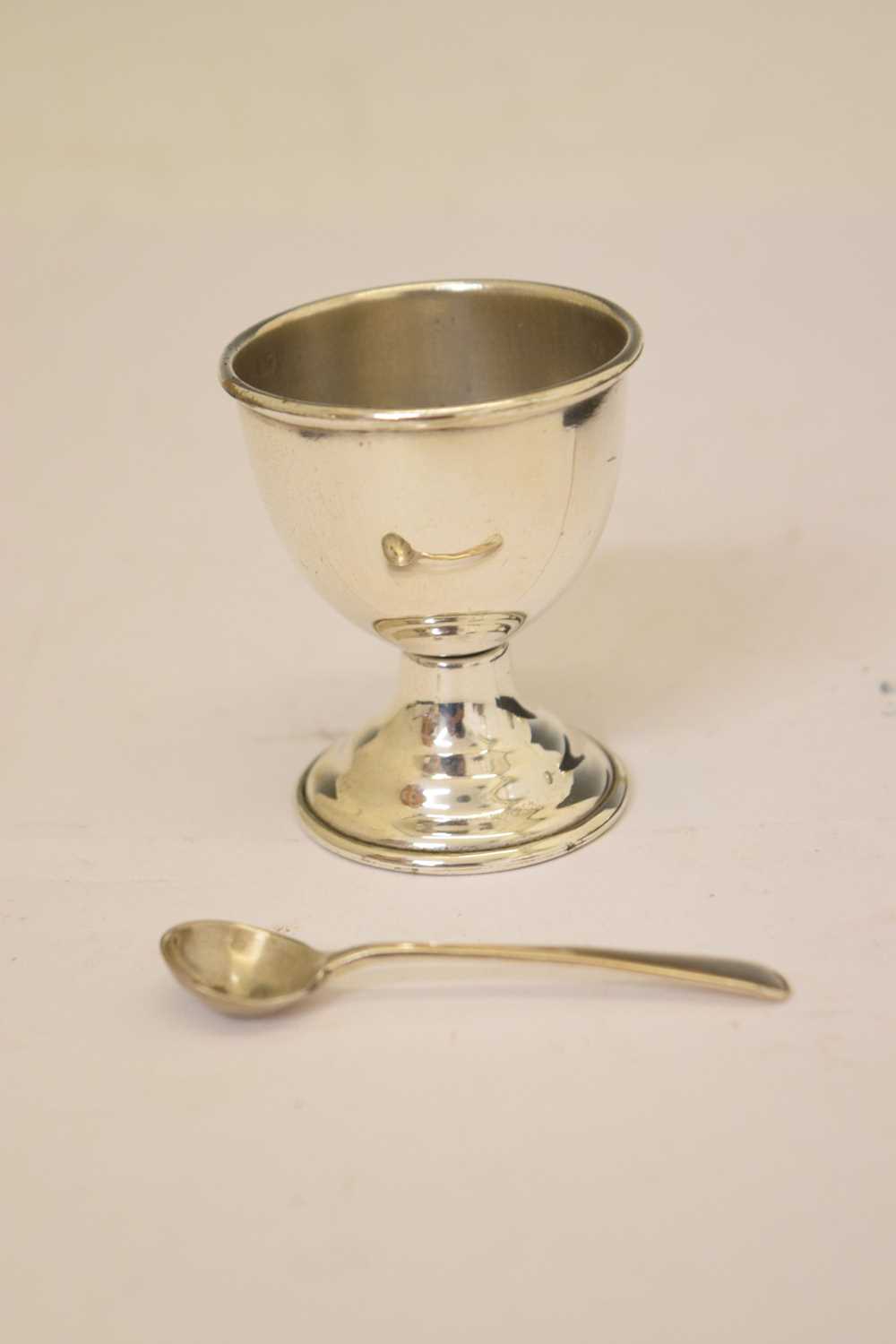 Victorian silver sugar caster with repousse decoration, Christening sets, etc - Image 6 of 6