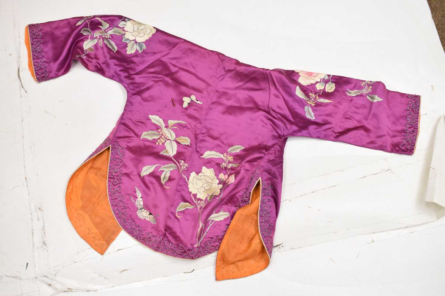 Lady's Chinese embroidered purple silk jacket and trousers, circa 1900 - Image 9 of 18