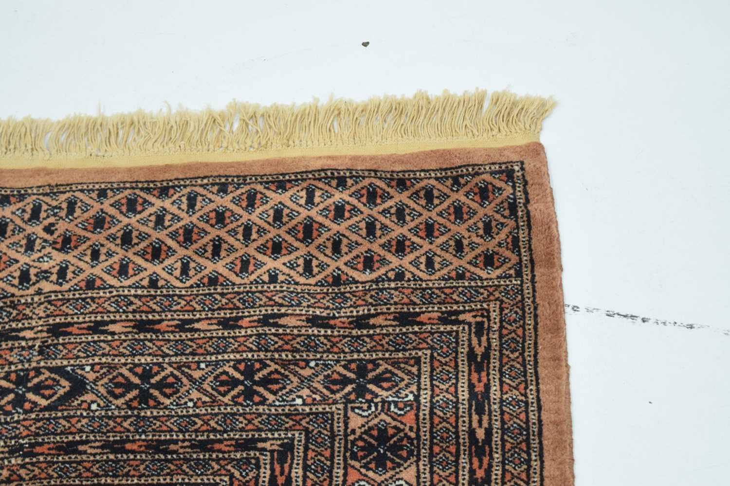 Middle Eastern wool rug - Image 6 of 9