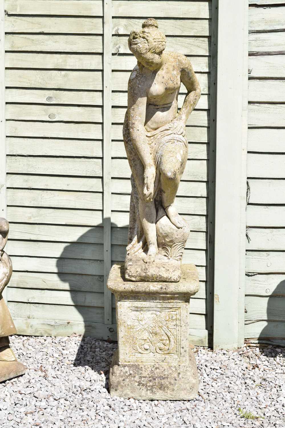 Composition figural garden ornament, Toilet of Venus - Image 2 of 7