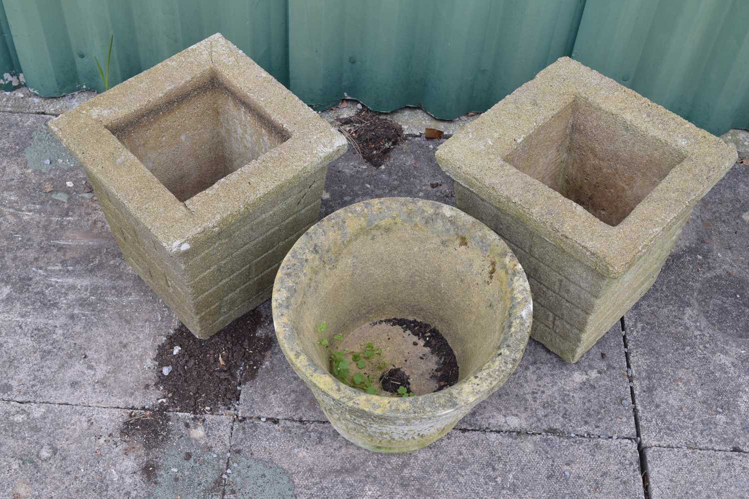 Pair of square reconstituted stone garden planters and one other - Image 5 of 6