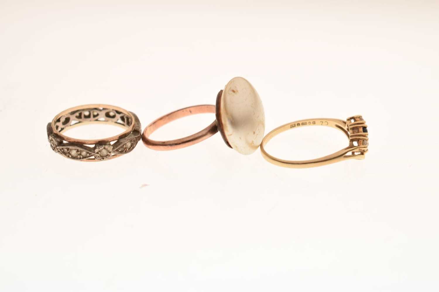 Three 9ct dress rings - Image 4 of 5