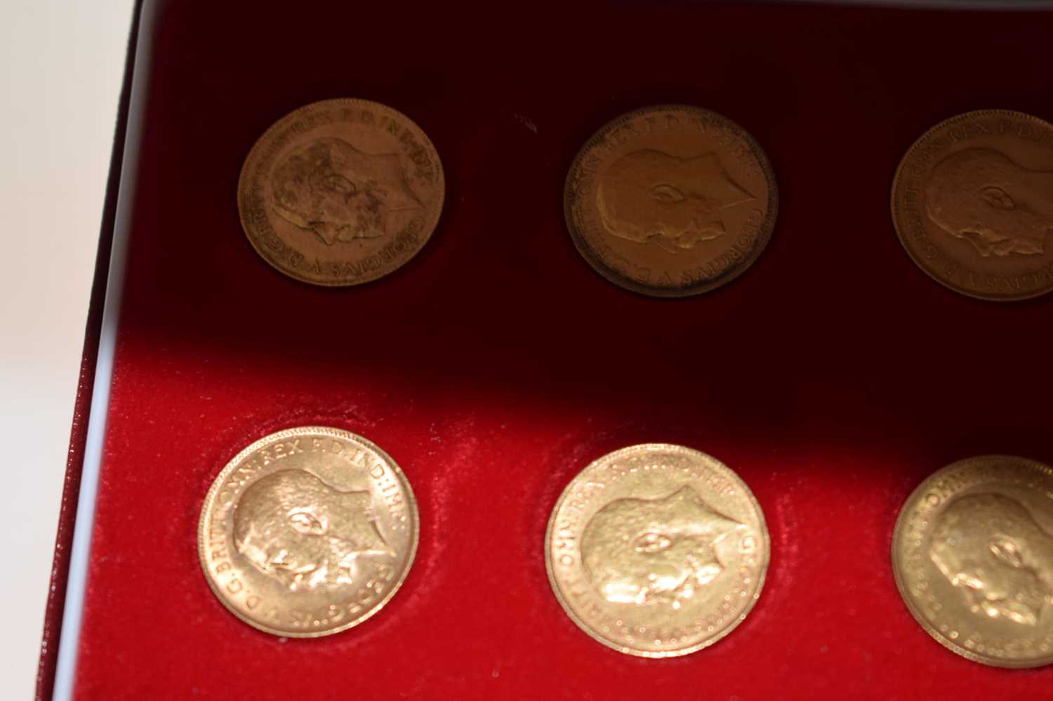 Ten George V gold half sovereigns - Image 6 of 7