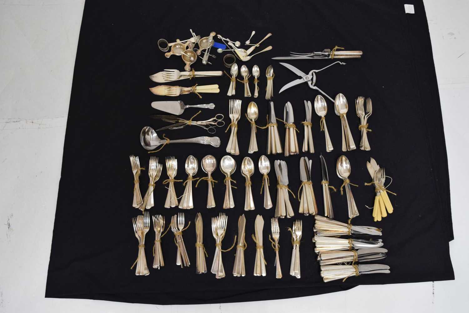 Collection of mainly Elkington & Co. silver plated cutlery - Image 2 of 13