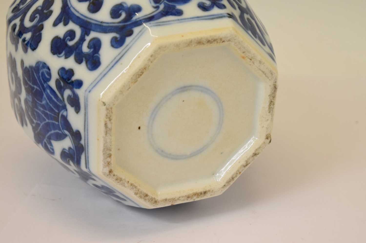 Late 19th century Chinese octagonal blue and white vase - Image 5 of 6