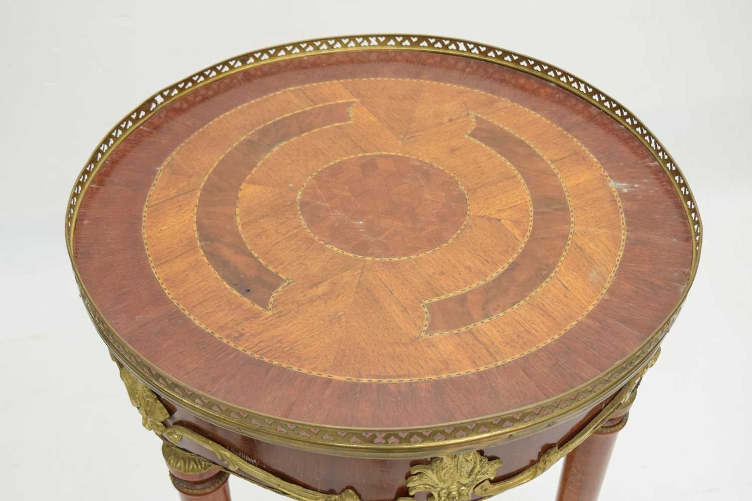 French kingwood and tulipwood occasional table - Image 3 of 10