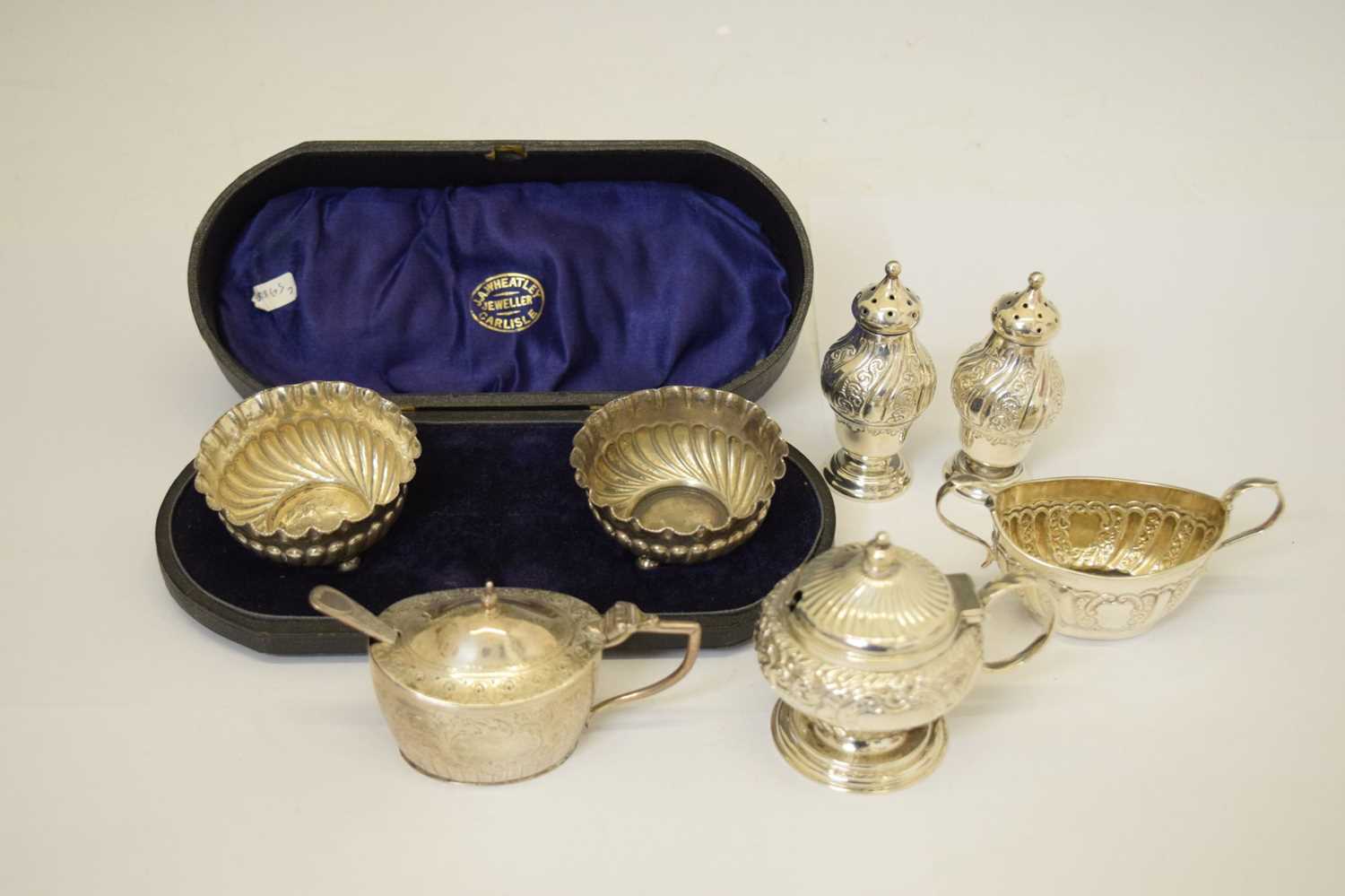 Cased pair of late Victorian salts - Image 2 of 11