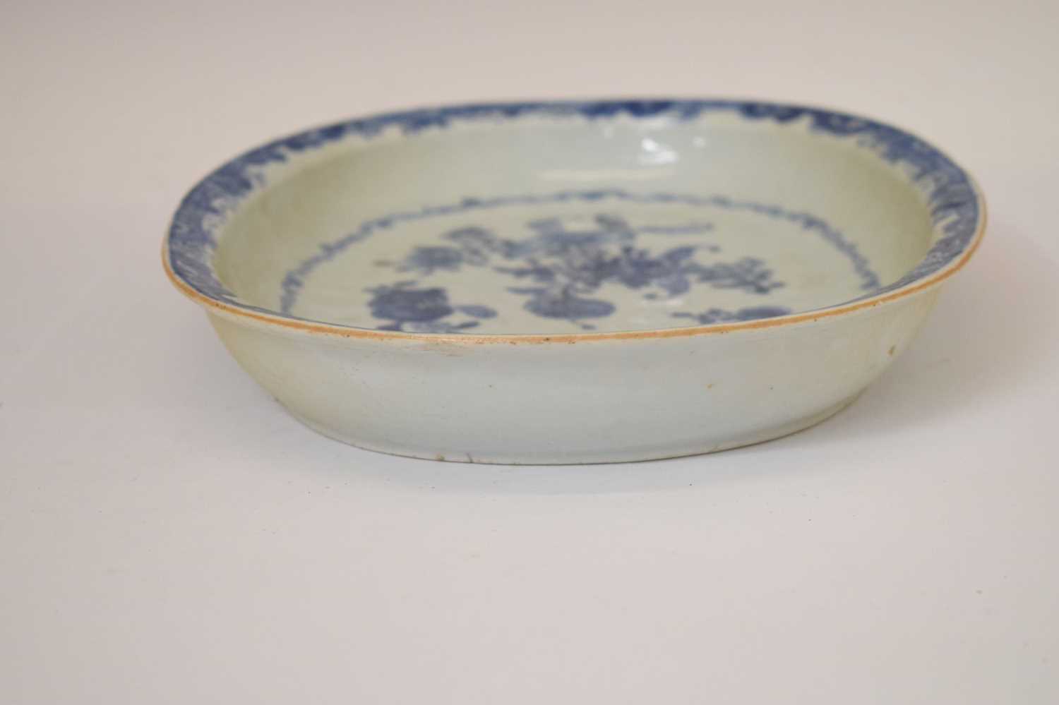 Chinese export porcelain blue and white oval dish - Image 9 of 16