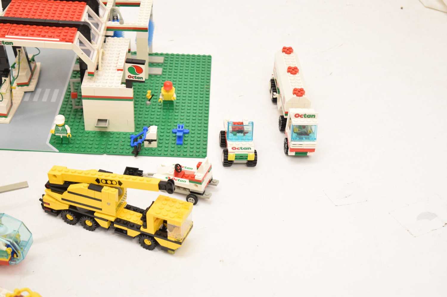 Lego - Five built sets - Image 2 of 8