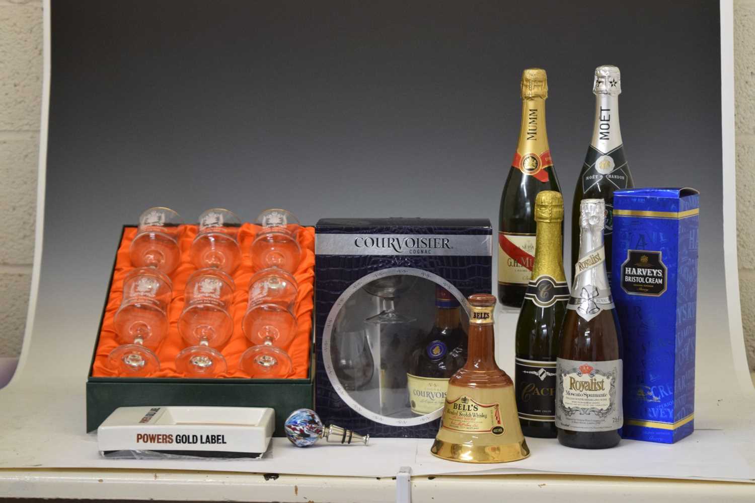 Quantity of champagne/sparkling wine, etc - Image 2 of 9