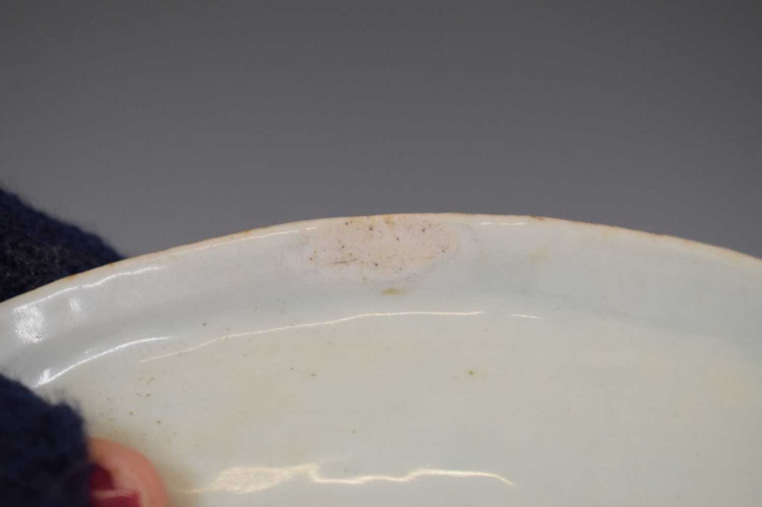 Chinese export porcelain blue and white oval dish - Image 10 of 16