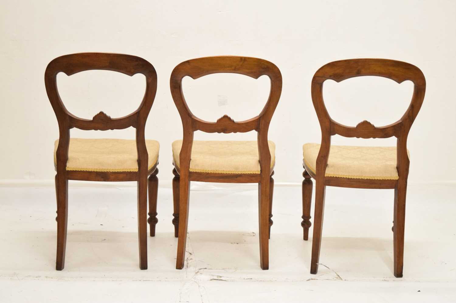 Six Victorian balloon back dining chairs - Image 5 of 14