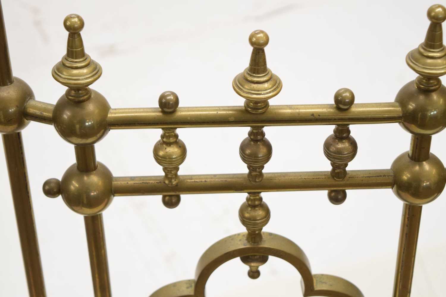 Late Victorian brass King-size bed - Image 12 of 17