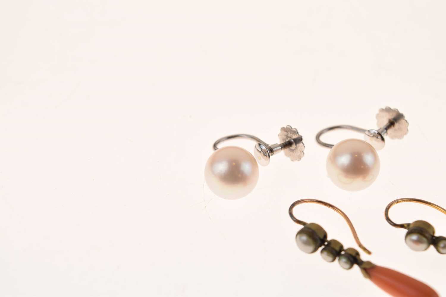 Pair of 19th century coral and pearl earrings, and a pair of cultured pearl earrings - Image 2 of 8