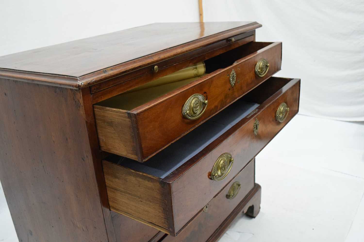 18th century mahogany chest of drawers - Image 6 of 9